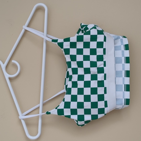 14" PTP Green and White Checkered Cropped Top Interior Bra with Removable Pads - Picture 7 of 7